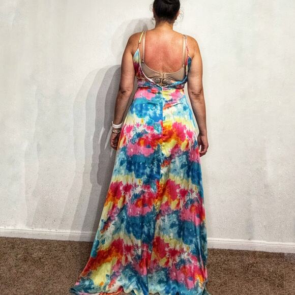 Fashion Nova Multicolor Painting In Color Maxi Dress Sz M - Picture 11 of 13
